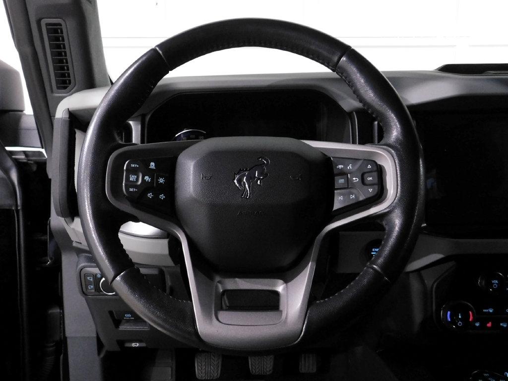 Ford Bronco Base 4-Door w/Advanced 2022