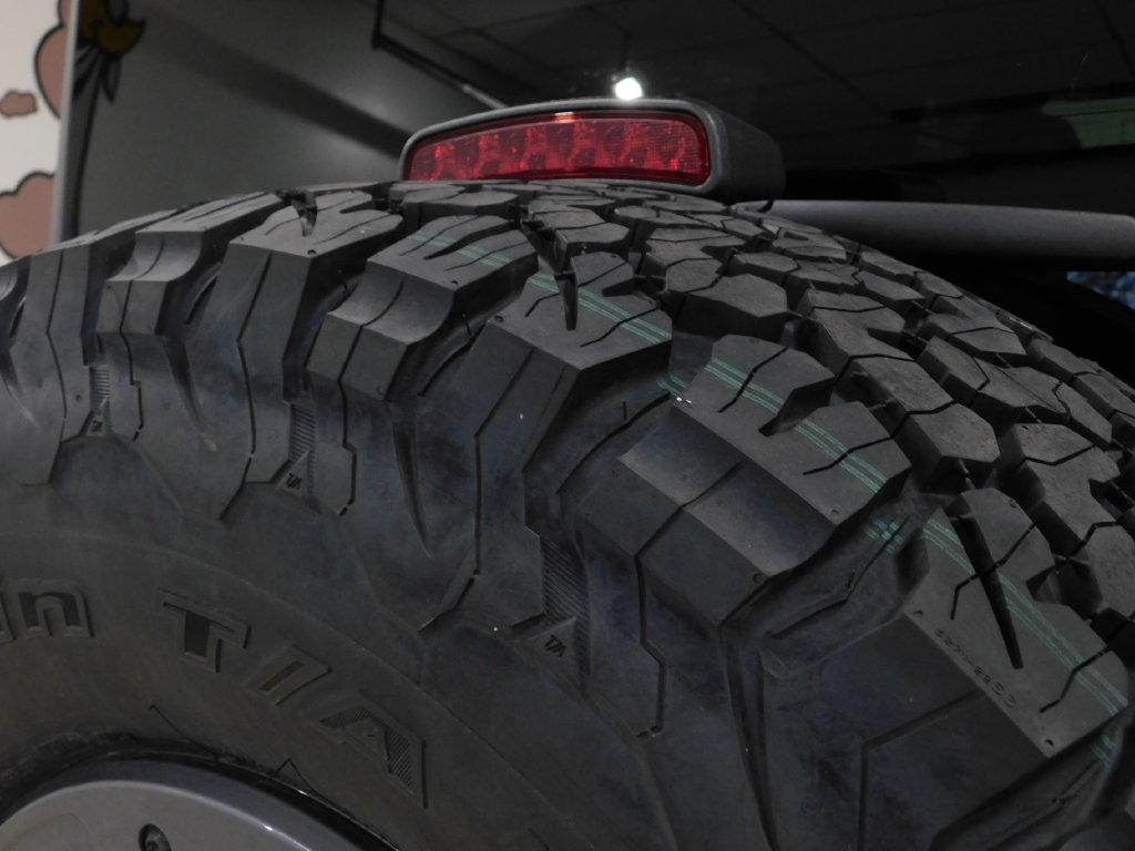 Ford Bronco Base 4-Door w/Advanced 2022