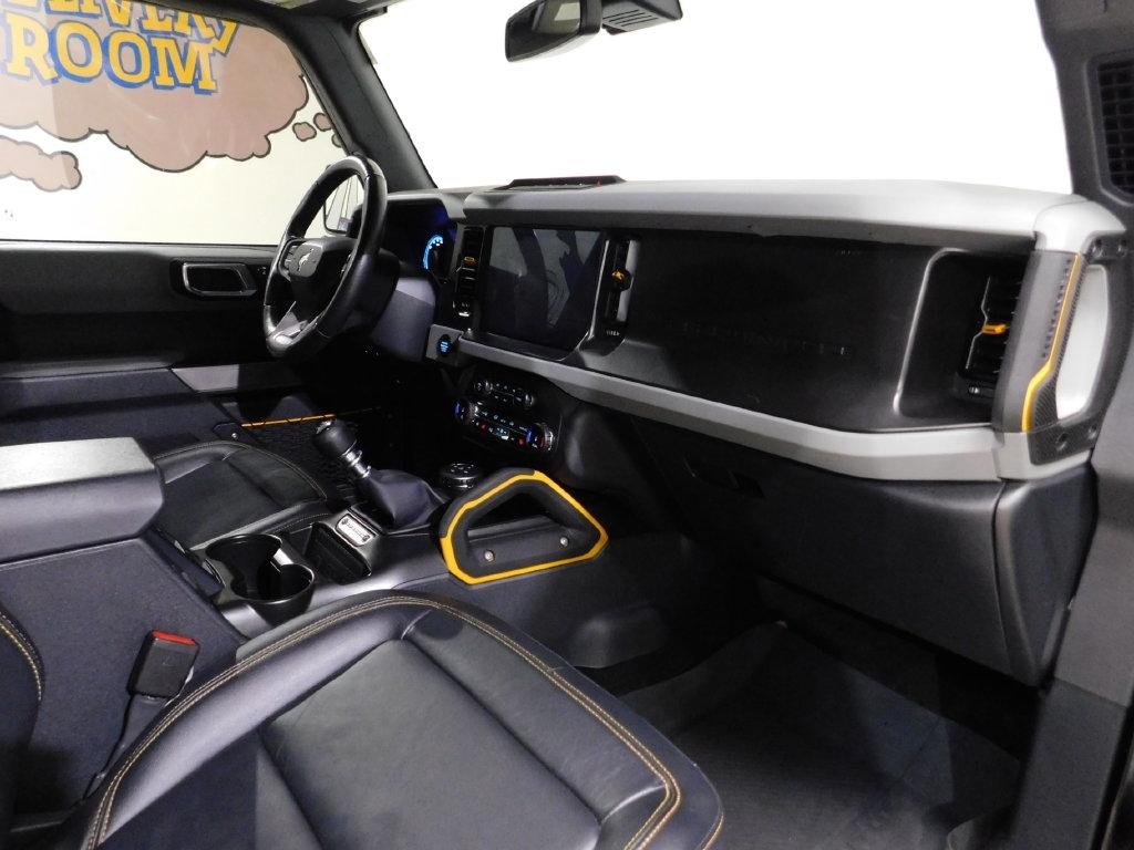 Ford Bronco Base 4-Door w/Advanced 2022