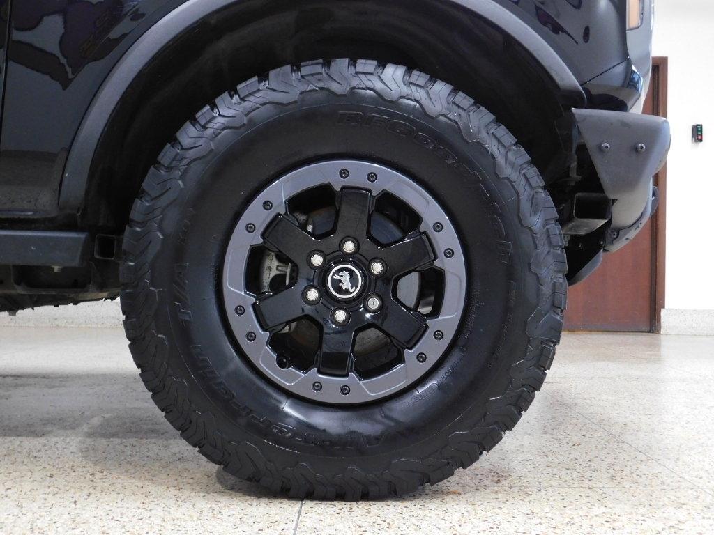 Ford Bronco Base 4-Door w/Advanced 2022