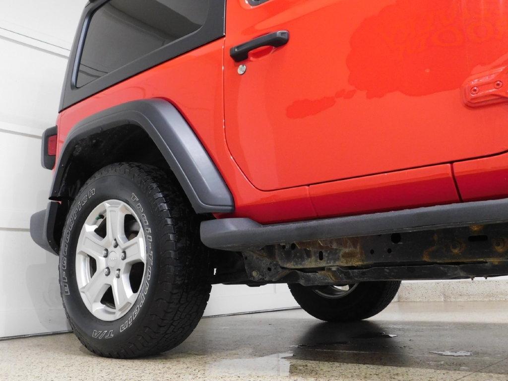 Jeep Wrangler Sport 4WD 2019