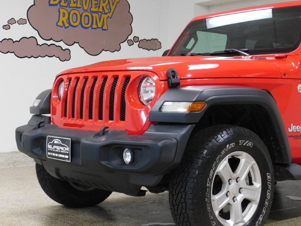 Jeep Wrangler Sport 4WD 2019