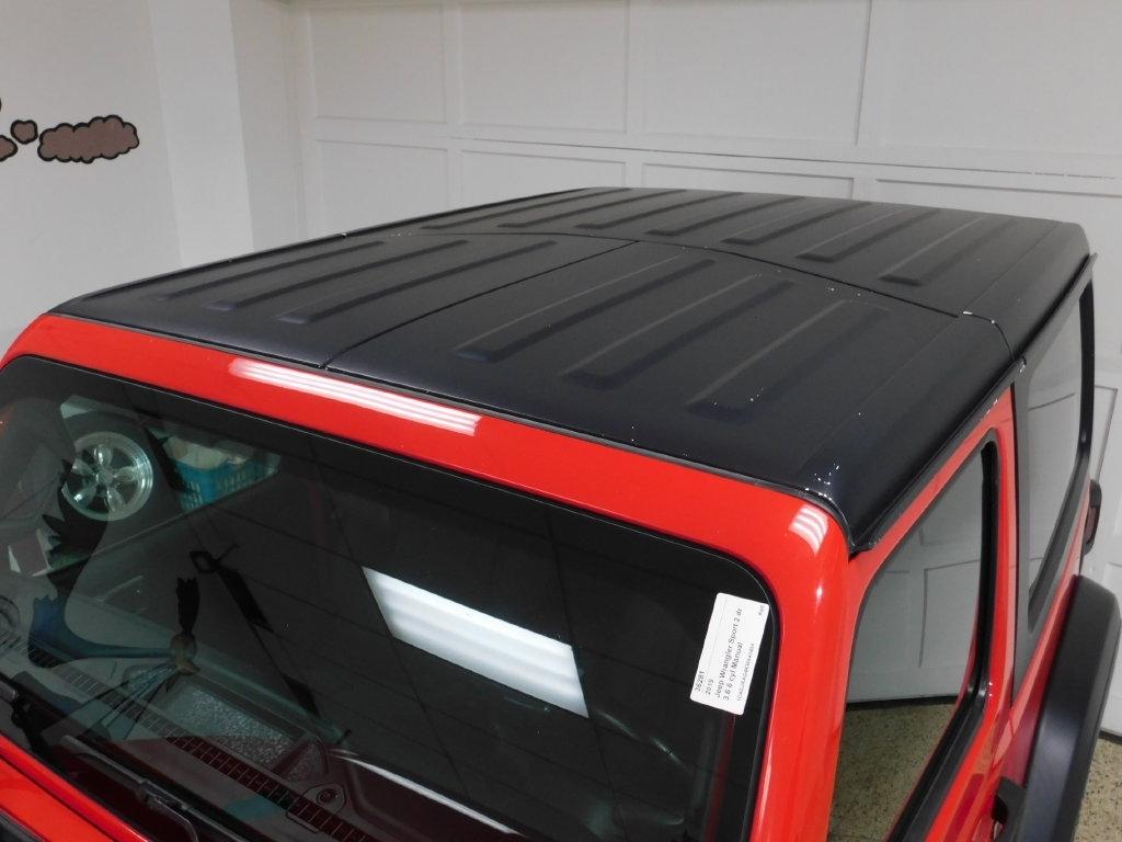 Jeep Wrangler Sport 4WD 2019