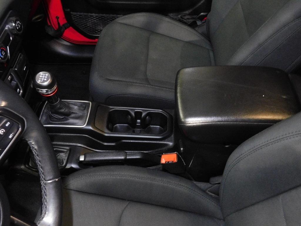 Jeep Wrangler Sport 4WD 2019