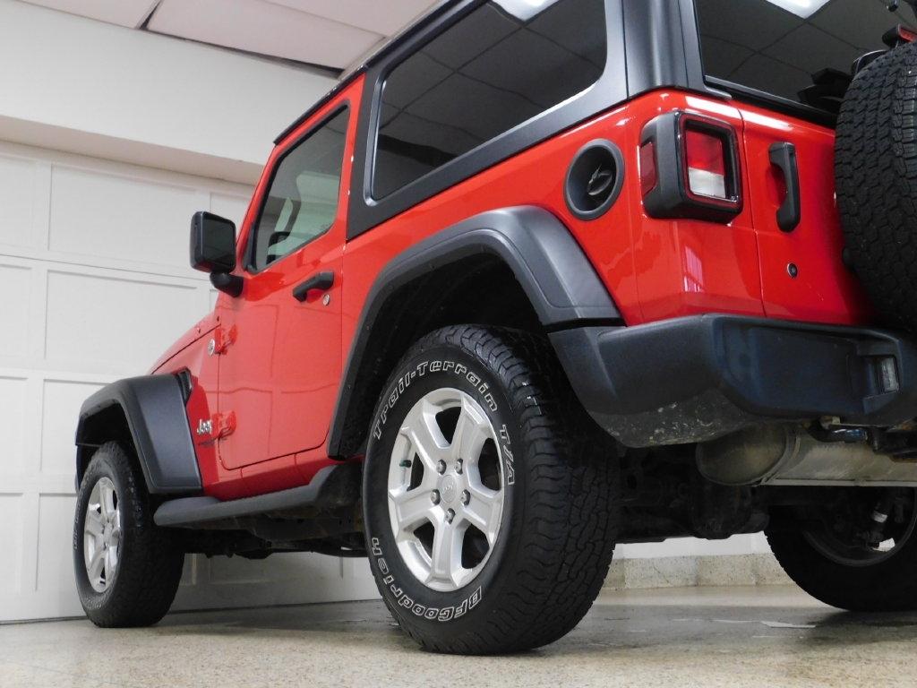 Jeep Wrangler Sport 4WD 2019