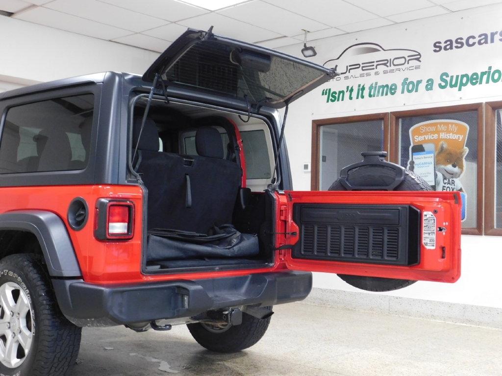 Jeep Wrangler Sport 4WD 2019