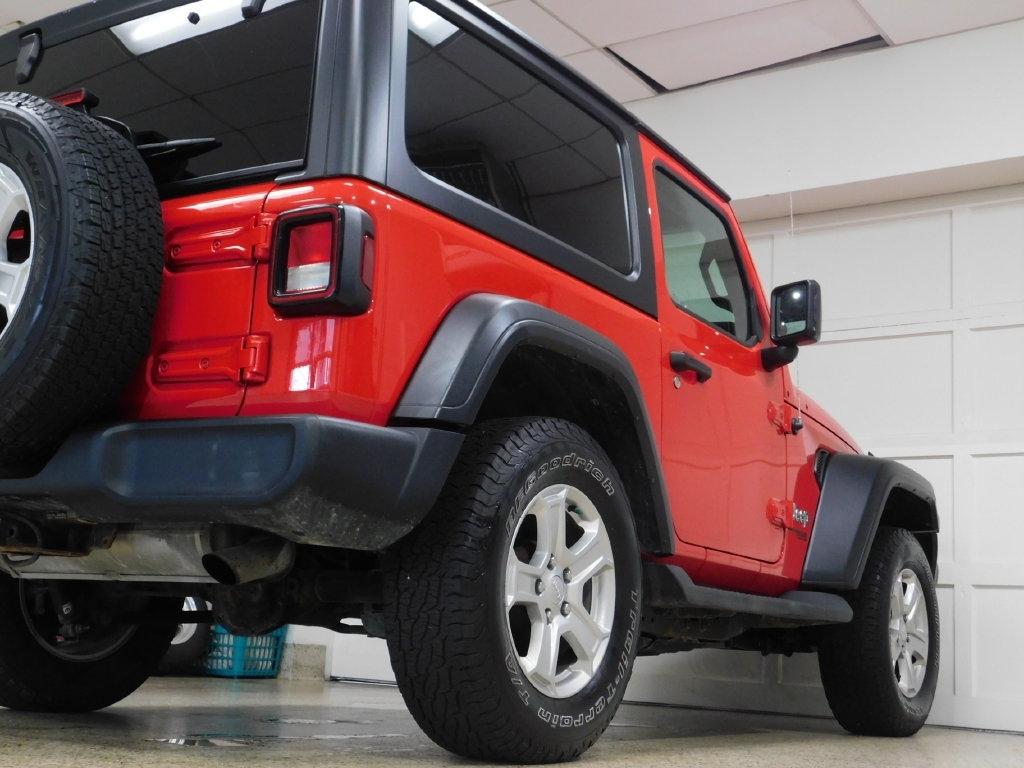 Jeep Wrangler Sport 4WD 2019