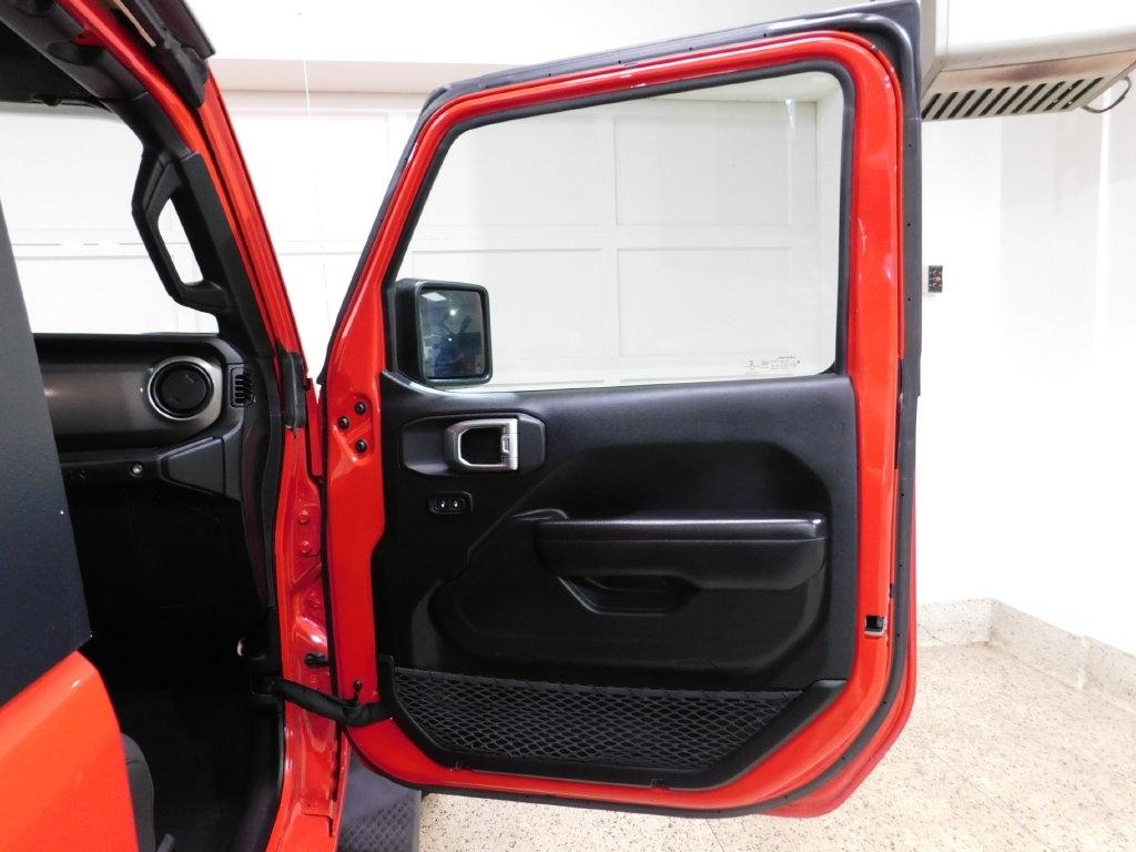 Jeep Wrangler Sport 4WD 2019