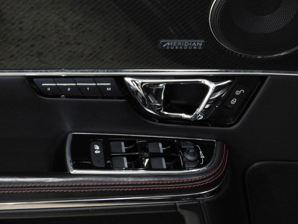 Jaguar XJ  2018