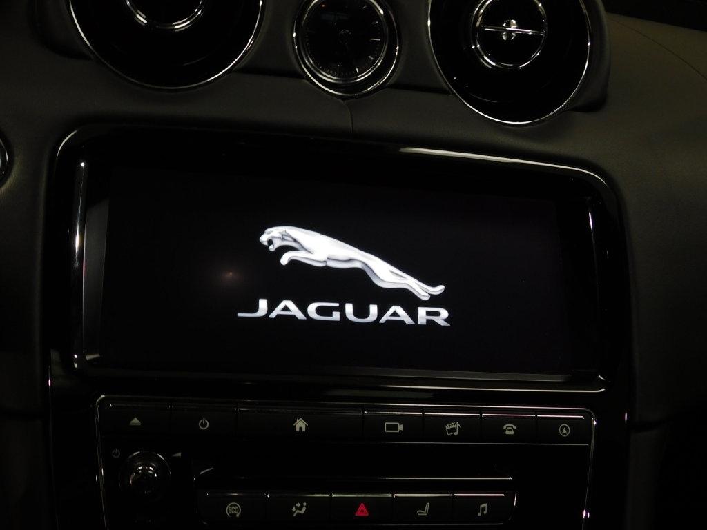 Jaguar XJ  2018
