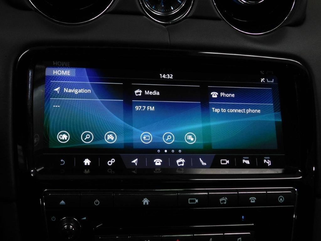 Jaguar XJ  2018