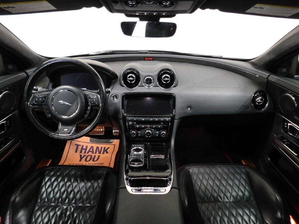 Jaguar XJ  2018