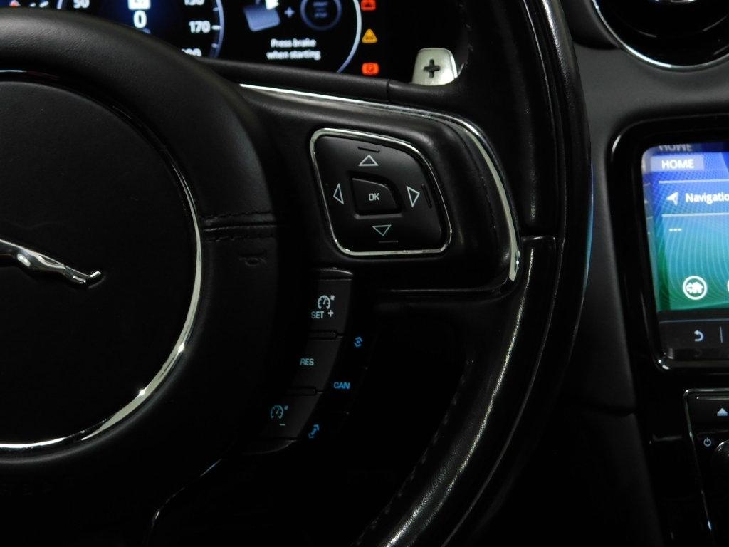 Jaguar XJ  2018
