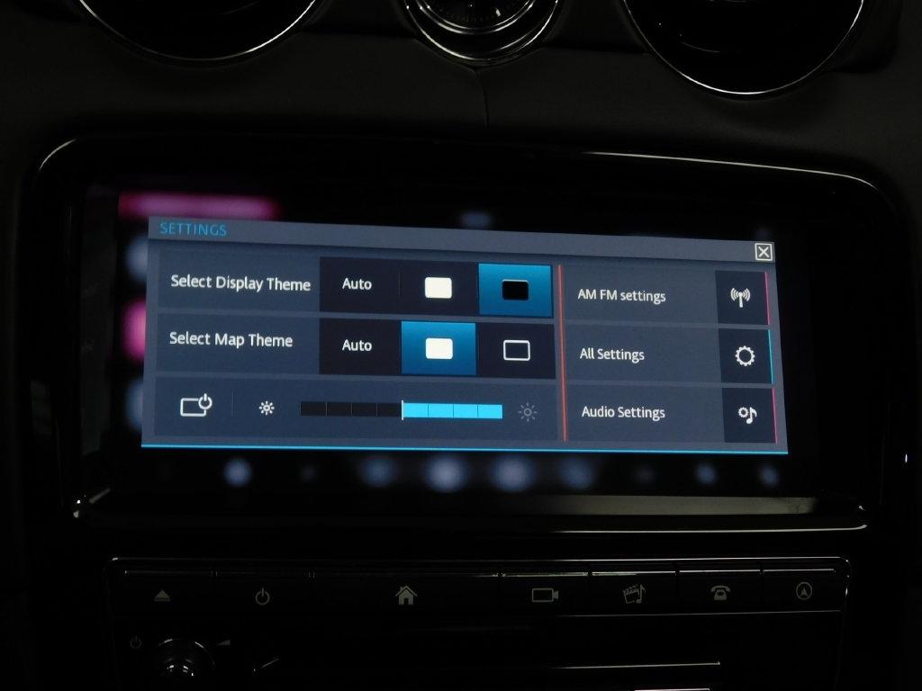 Jaguar XJ  2018