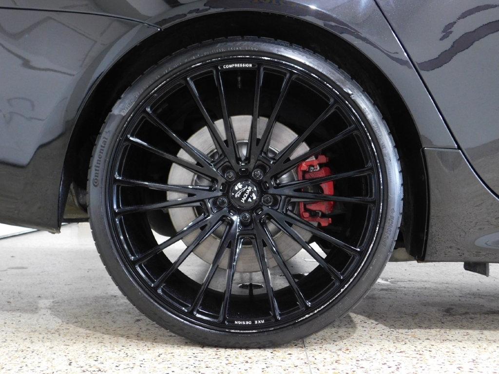 Jaguar XJ  2018