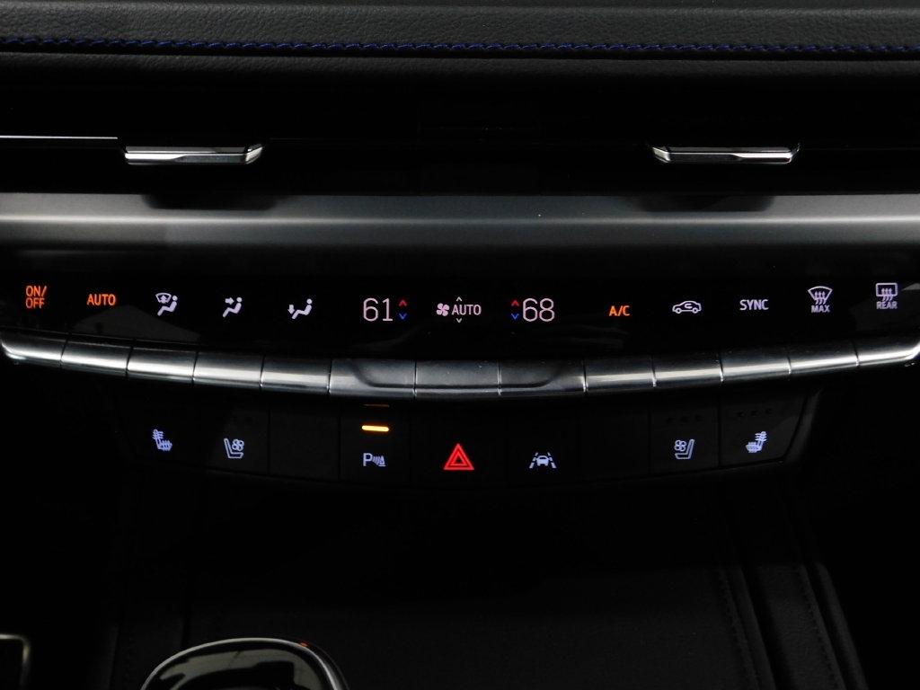 Cadillac XT4 Sport AWD 2024