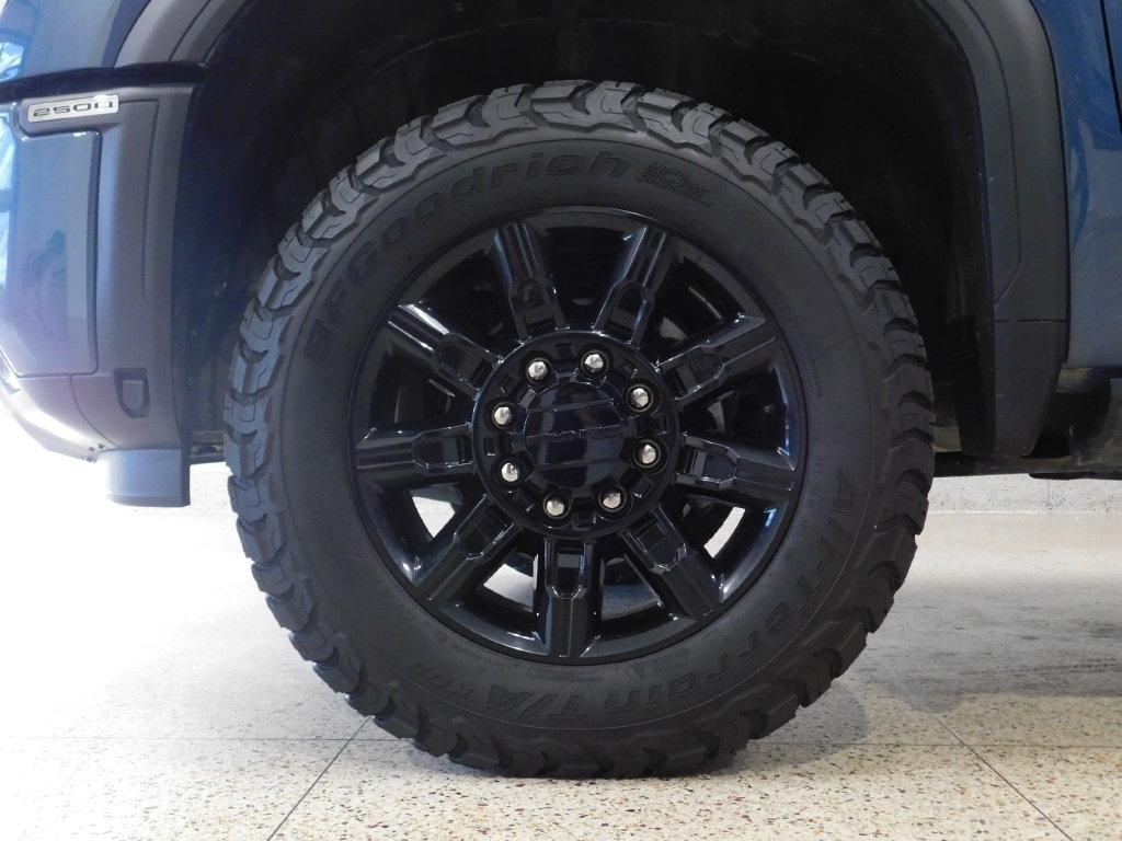 GMC Sierra 2500HD Denali Crew Cab 4WD SB 2026