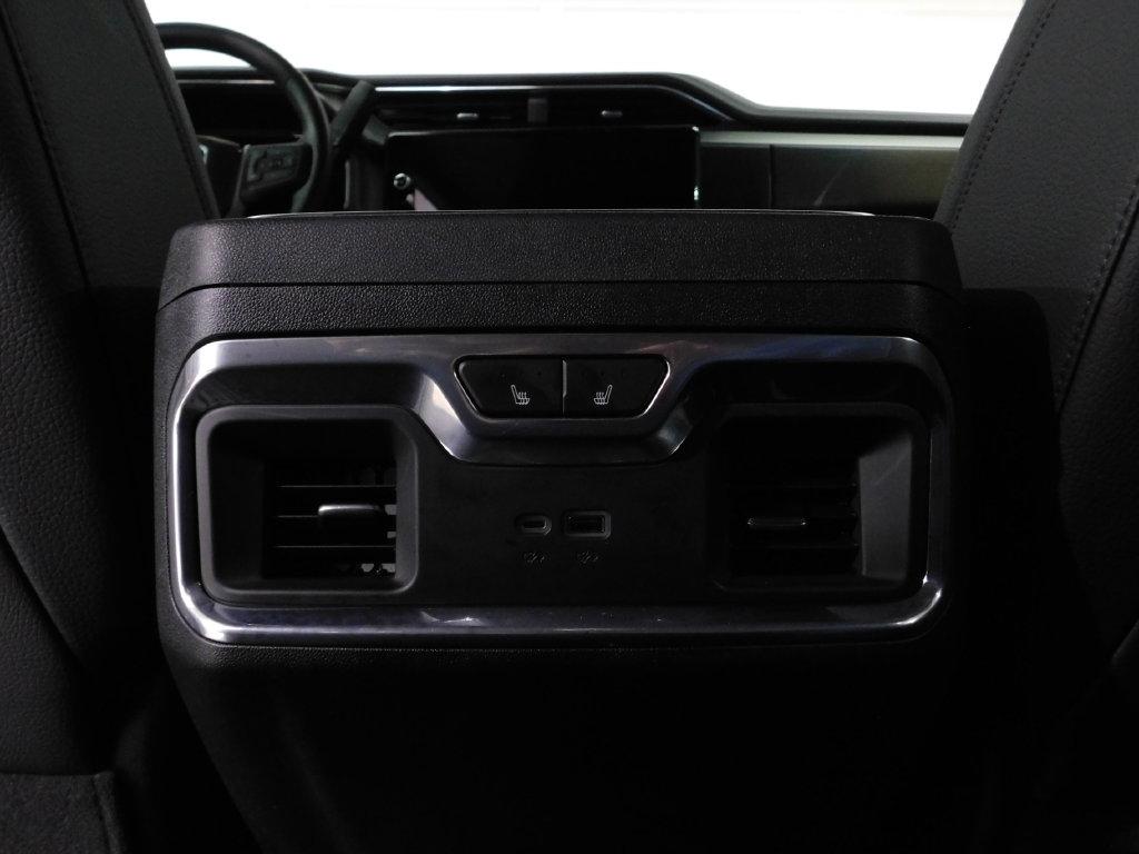 GMC Sierra 2500HD Denali Crew Cab 4WD SB 2026