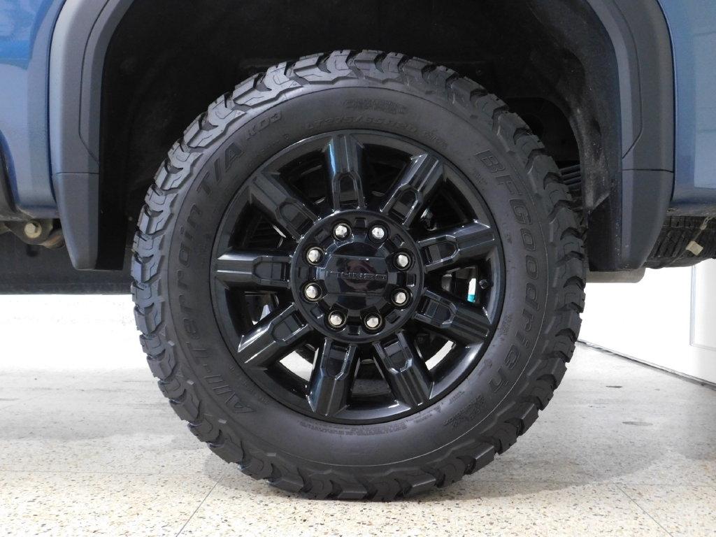 GMC Sierra 2500HD Denali Crew Cab 4WD SB 2026
