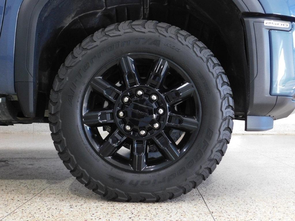 GMC Sierra 2500HD Denali Crew Cab 4WD SB 2026
