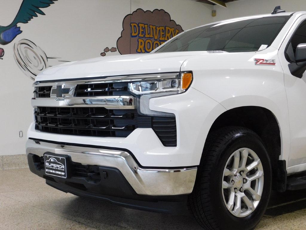 Chevrolet Silverado 1500 LT Crew Cab 4WD 2024
