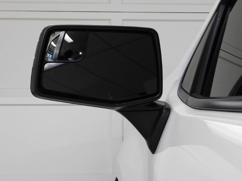 Chevrolet Silverado 1500 LT Crew Cab 4WD 2024