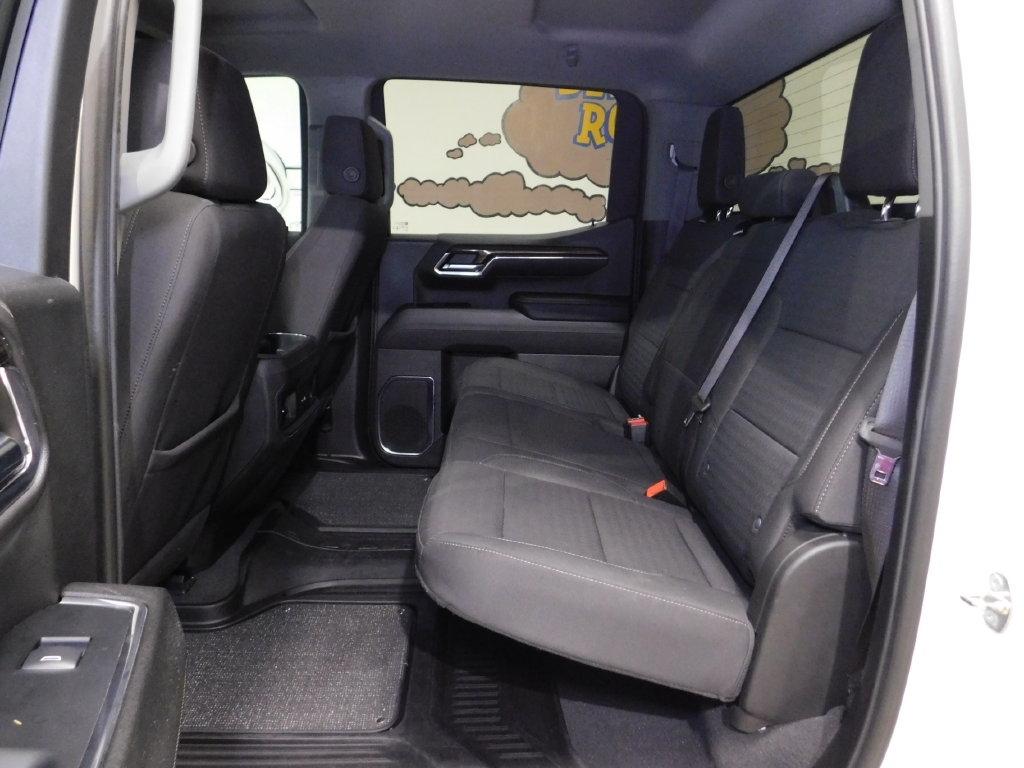 Chevrolet Silverado 1500 LT Crew Cab 4WD 2024