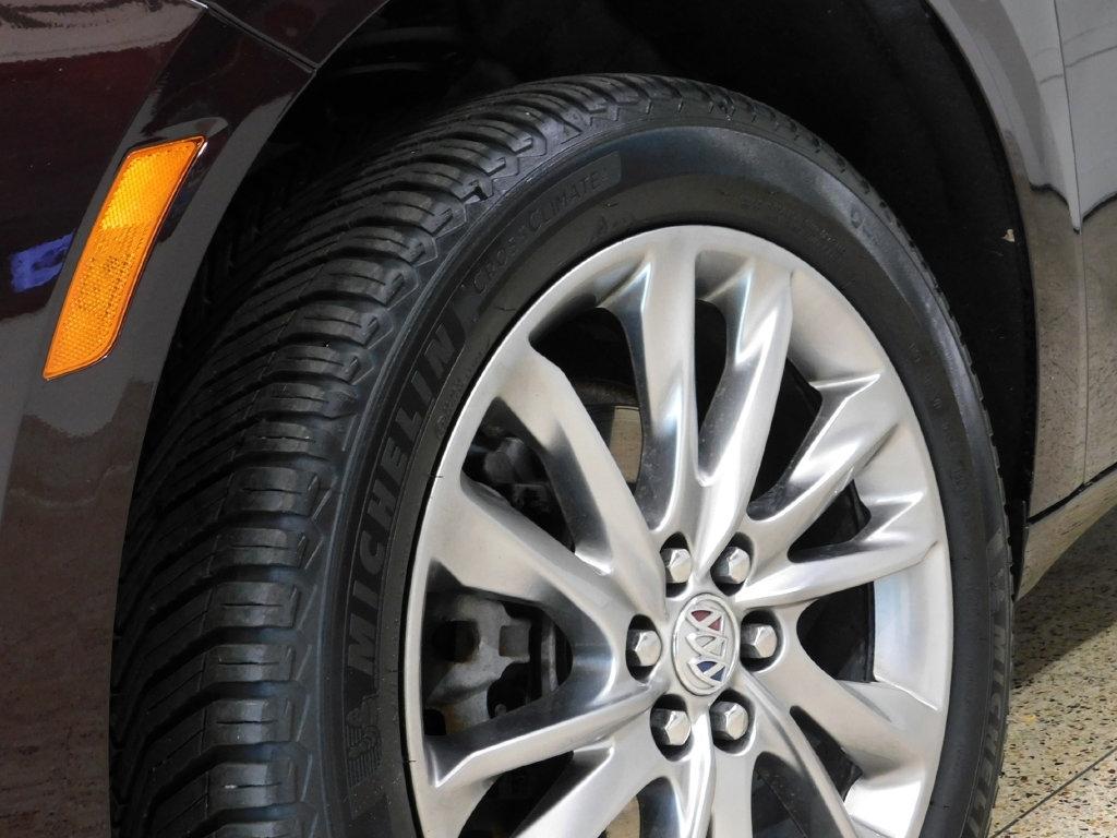 Buick Enclave Avenir AWD 2024