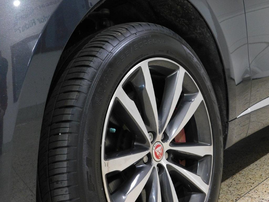 Jaguar F-Pace P400 R-Dynamic S 2023