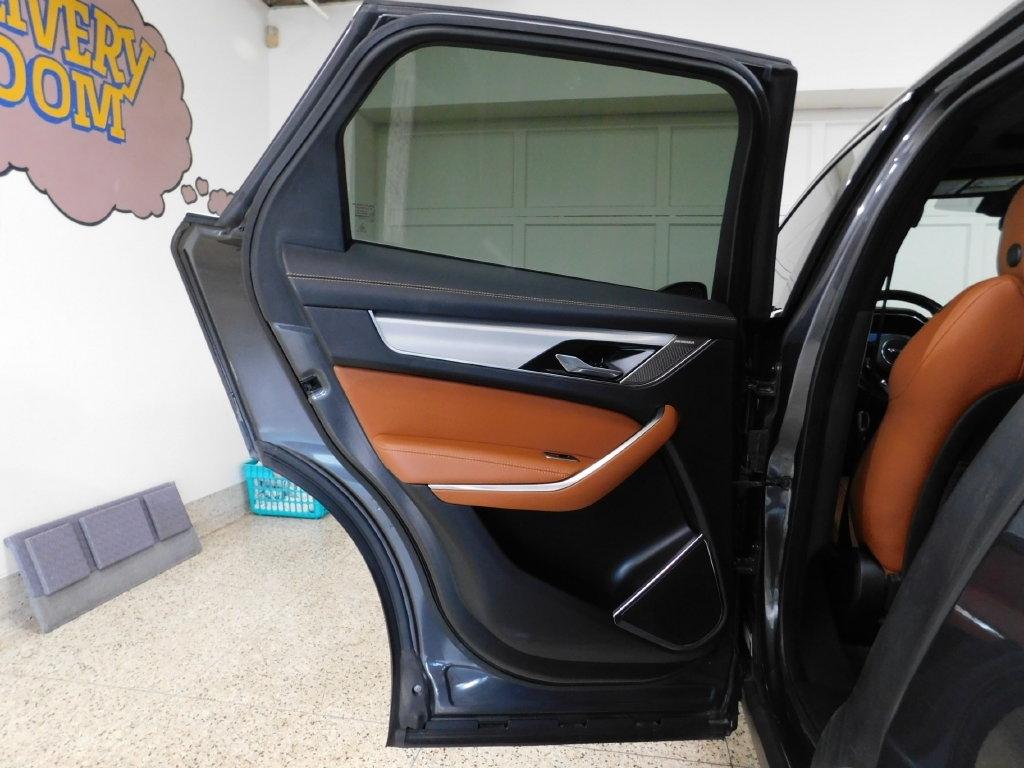 Jaguar F-Pace P400 R-Dynamic S 2023