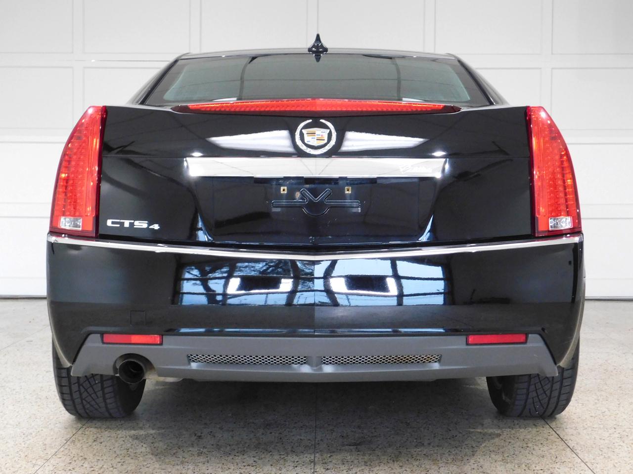 Cadillac CTS 3.0L Base AWD 2011