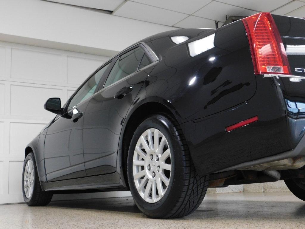 Cadillac CTS 3.0L Base AWD 2011