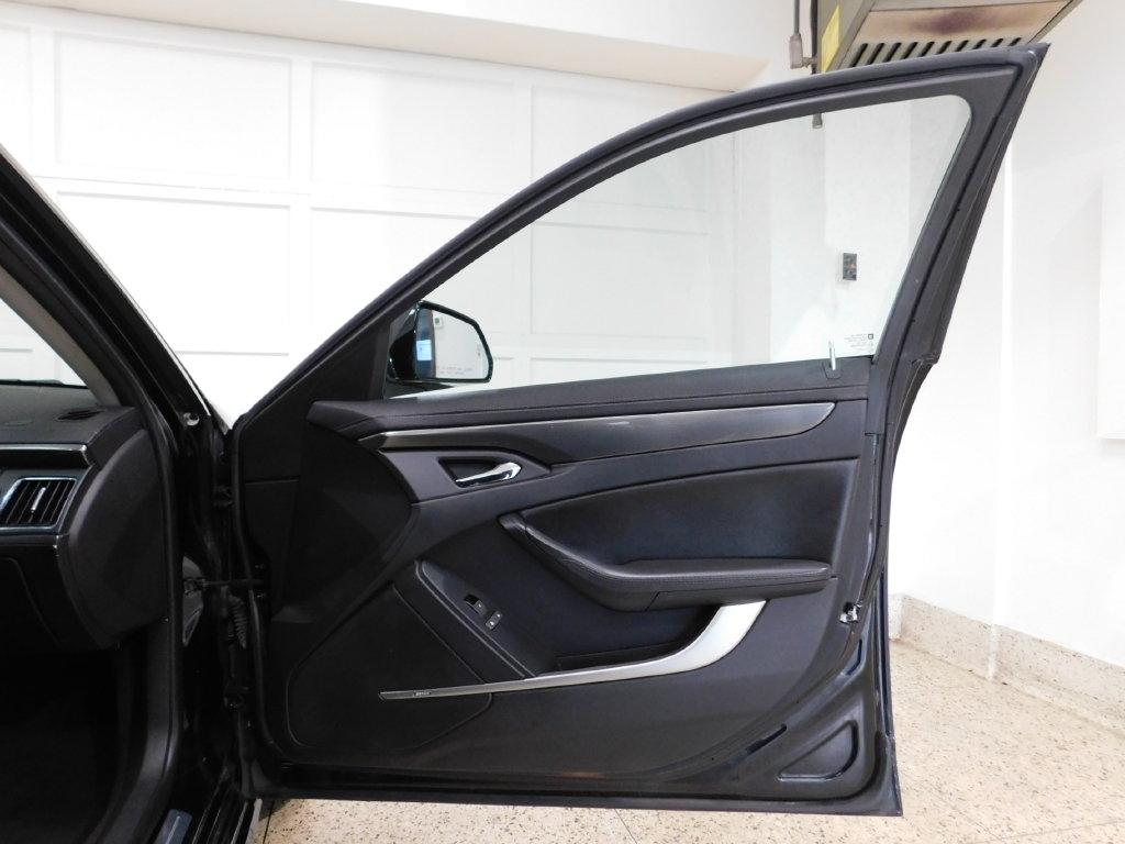 Cadillac CTS 3.0L Base AWD 2011