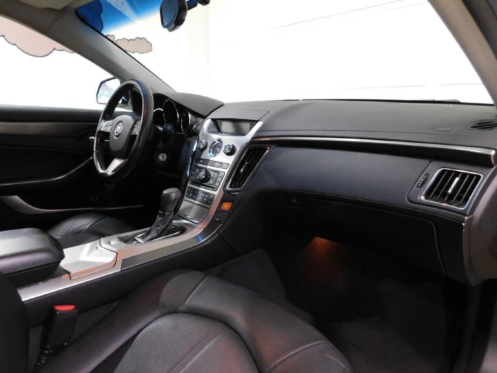 Cadillac CTS 3.0L Base AWD 2011