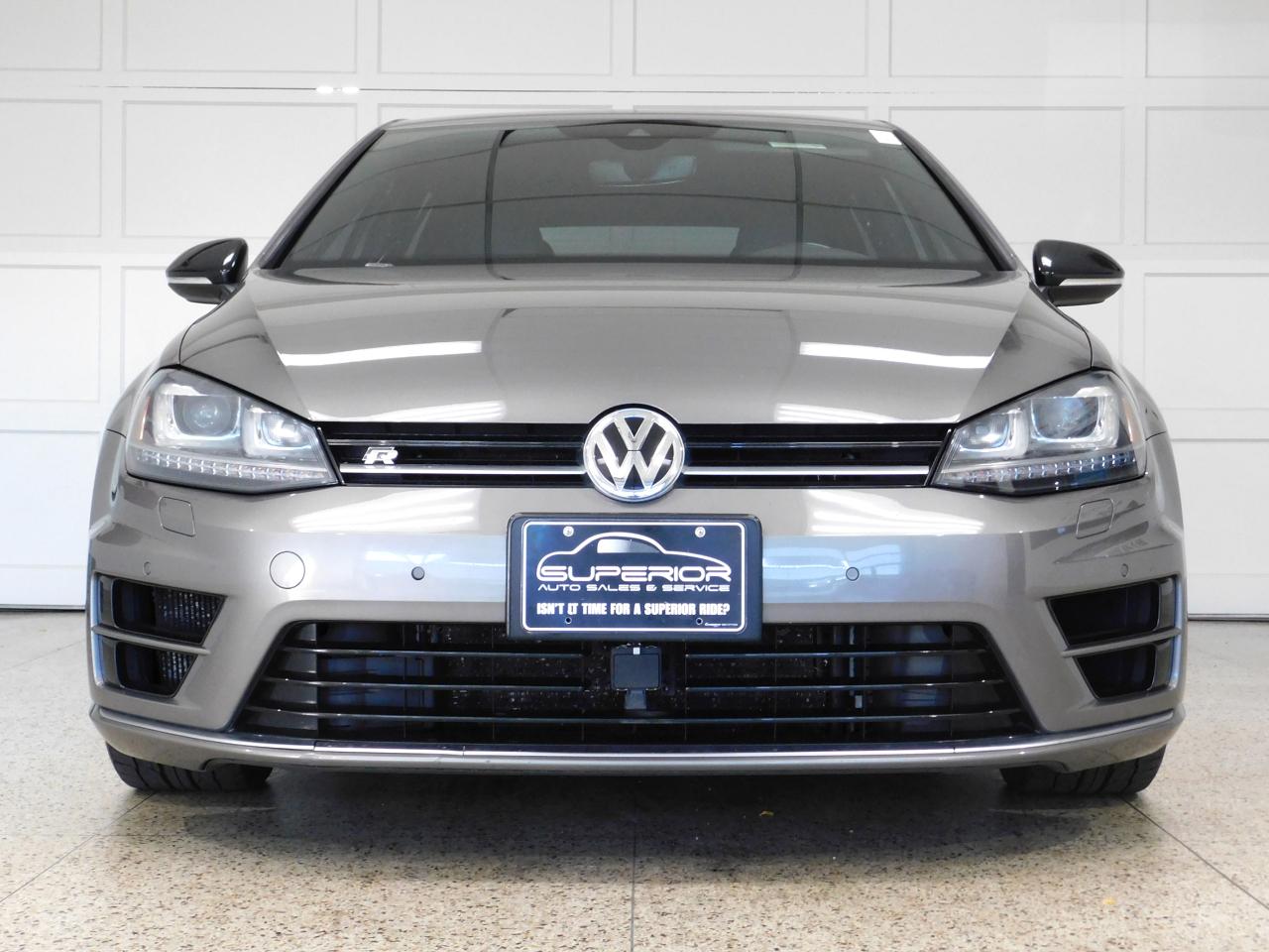 Volkswagen Golf R DCS and Navigation 6M 2017