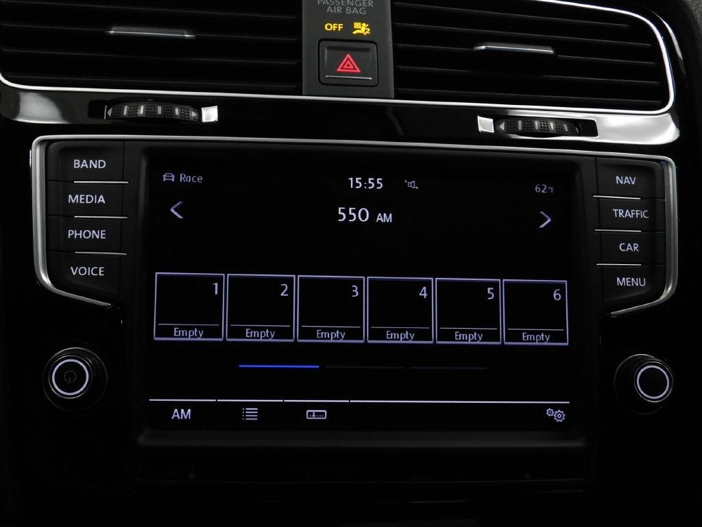 Volkswagen Golf R DCS and Navigation 6M 2017