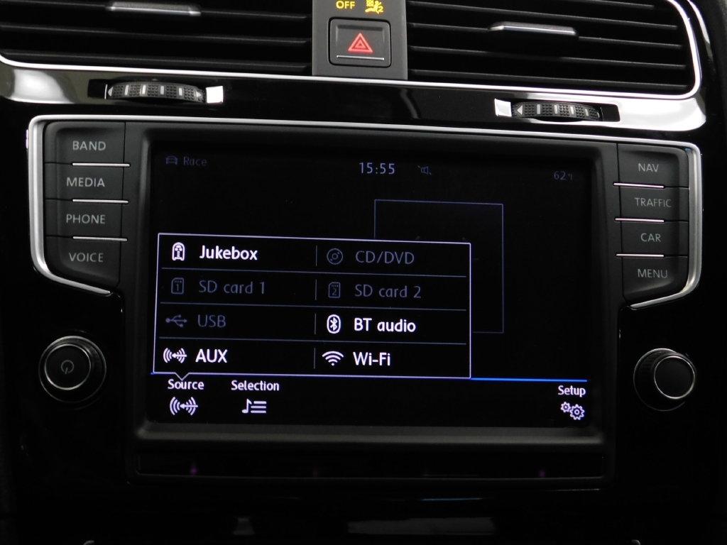 Volkswagen Golf R DCS and Navigation 6M 2017
