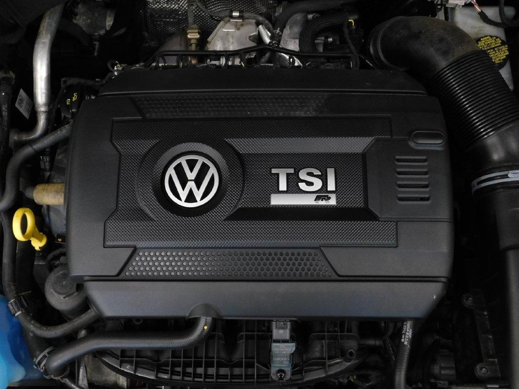 Volkswagen Golf R DCS and Navigation 6M 2017