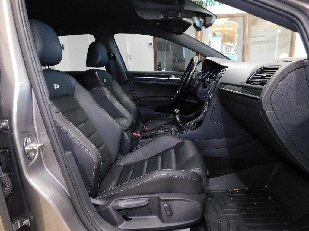 Volkswagen Golf R DCS and Navigation 6M 2017