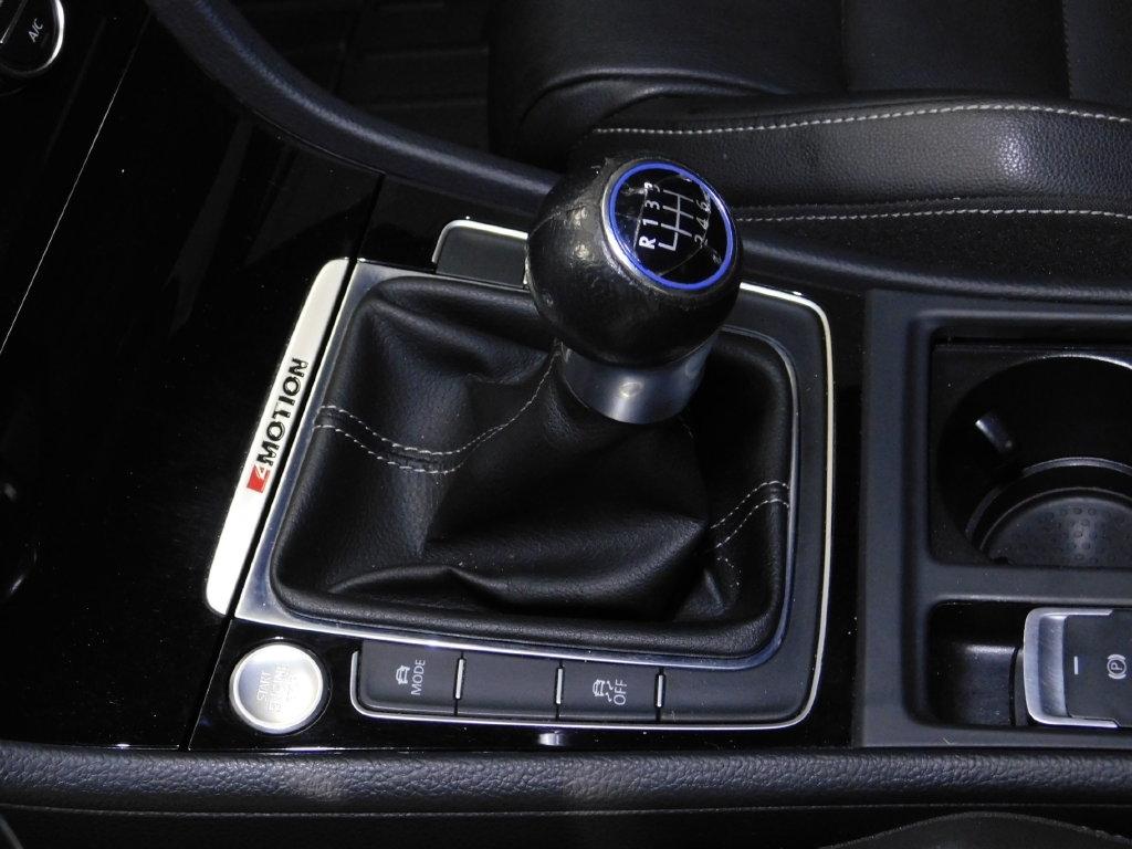 Volkswagen Golf R DCS and Navigation 6M 2017