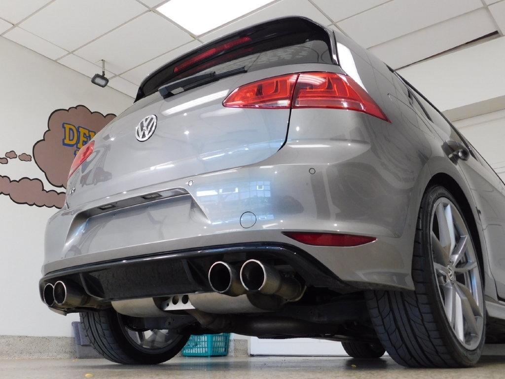 Volkswagen Golf R DCS and Navigation 6M 2017