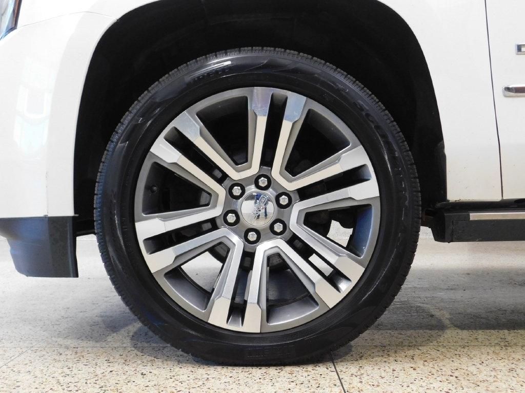 GMC Yukon Denali 4WD 2019