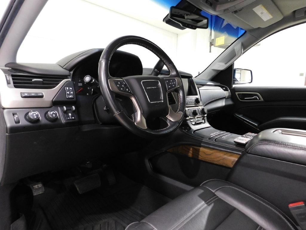 GMC Yukon Denali 4WD 2019