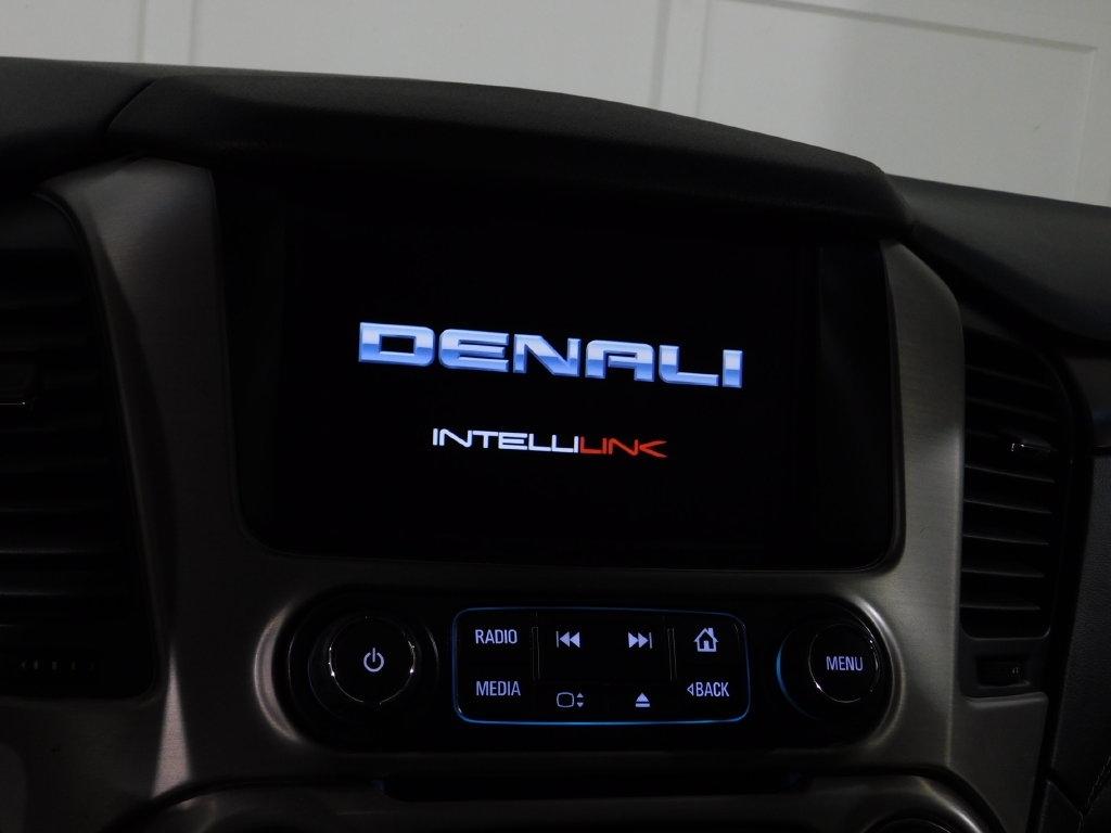 GMC Yukon Denali 4WD 2019