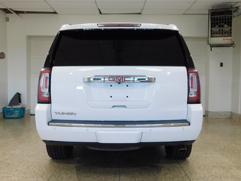 GMC Yukon Denali 4WD 2019