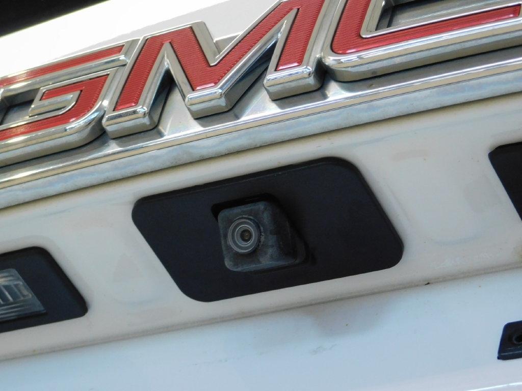 GMC Yukon Denali 4WD 2019