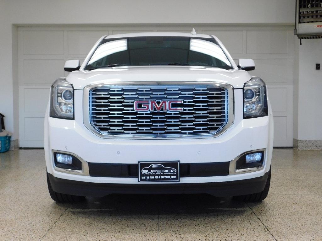 GMC Yukon Denali 4WD 2019