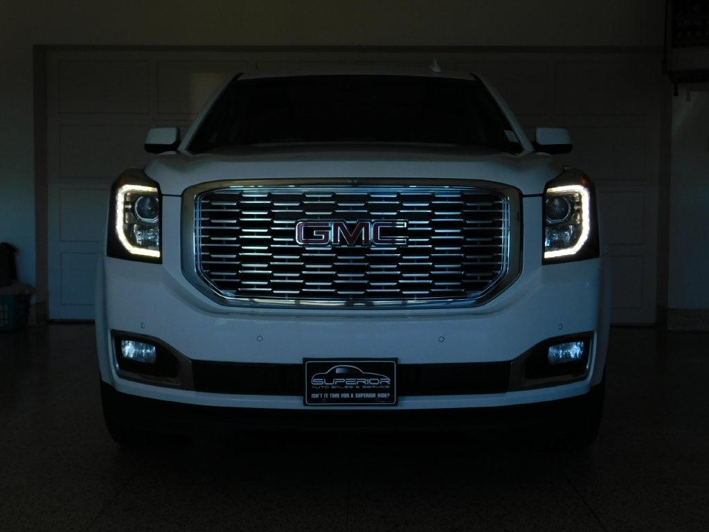 GMC Yukon Denali 4WD 2019