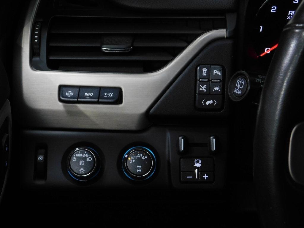 GMC Yukon Denali 4WD 2019