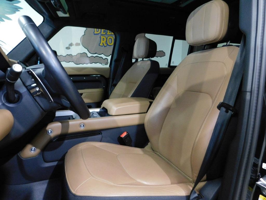 Land Rover Defender 130 P500 V8 2025